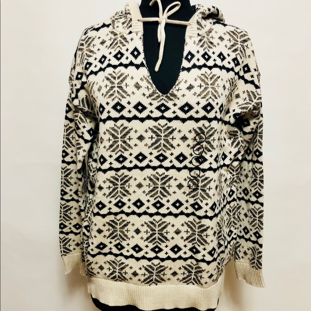 Natural Reflections Knit hoodies